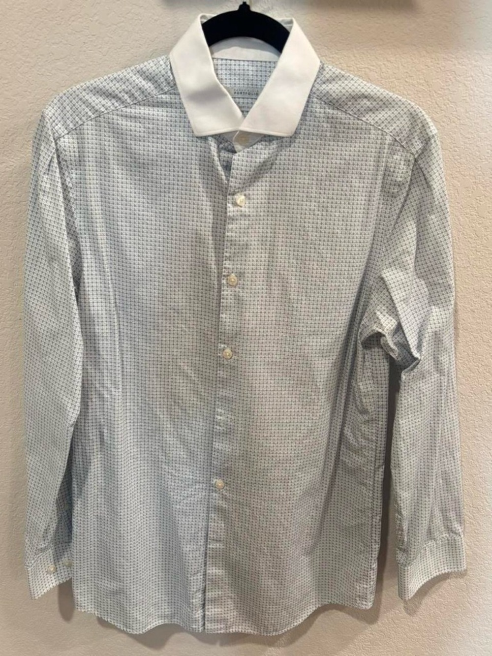 Perry Ellis Slim Fit Dress Shirt White Blue Pattern Contrast Collar Size S